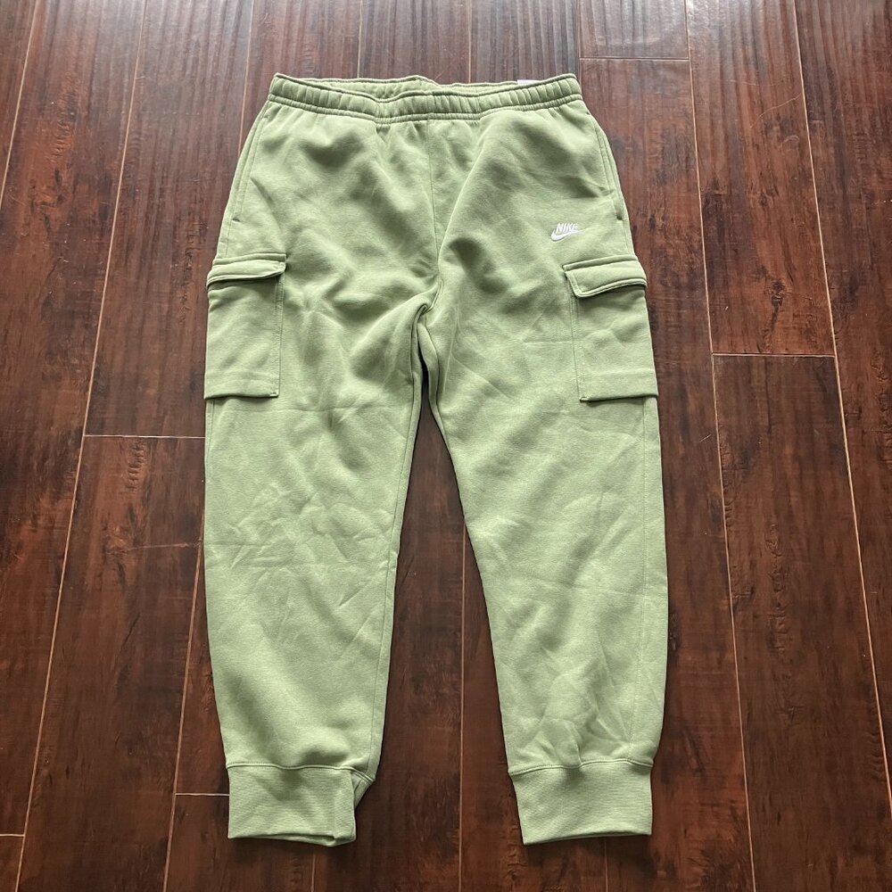 Nike Men's Club Cargo Pants